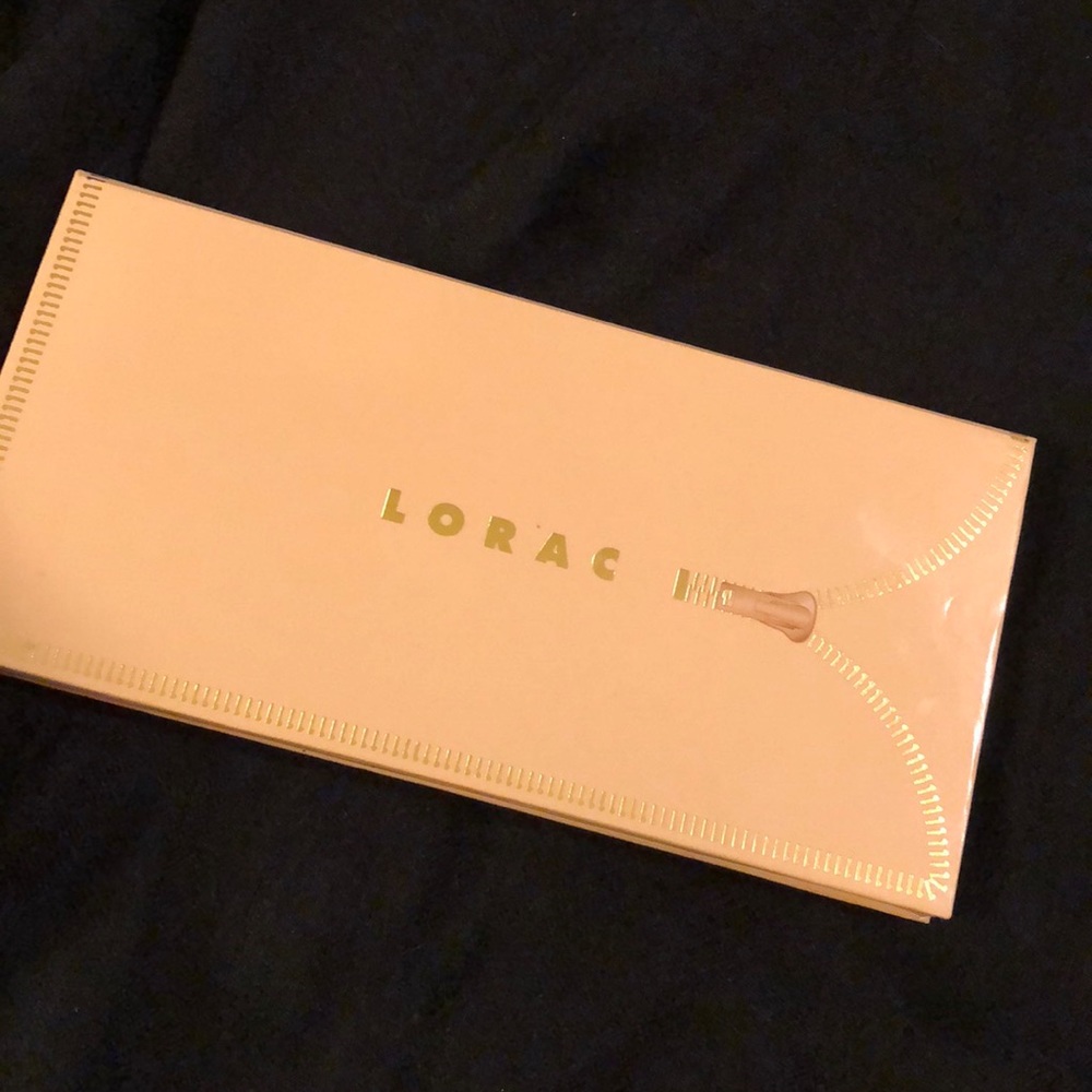 LORAC Unzipped eye shadow palette